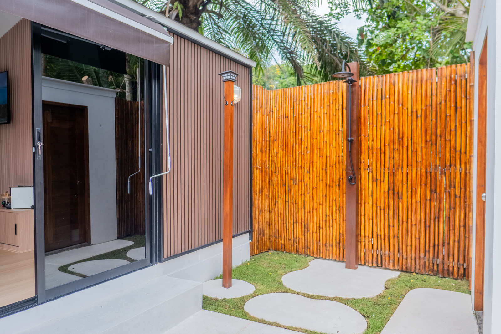 Private outdoor rain shower at Beausoleil Koh Samui